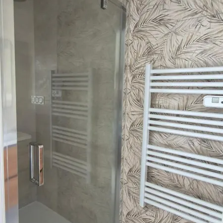 بيت للعطل Neuve Hemera, 10 Couchages, Piscine &