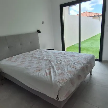Hemera 1&2 Avec 2 Piscines Proche Holiday home